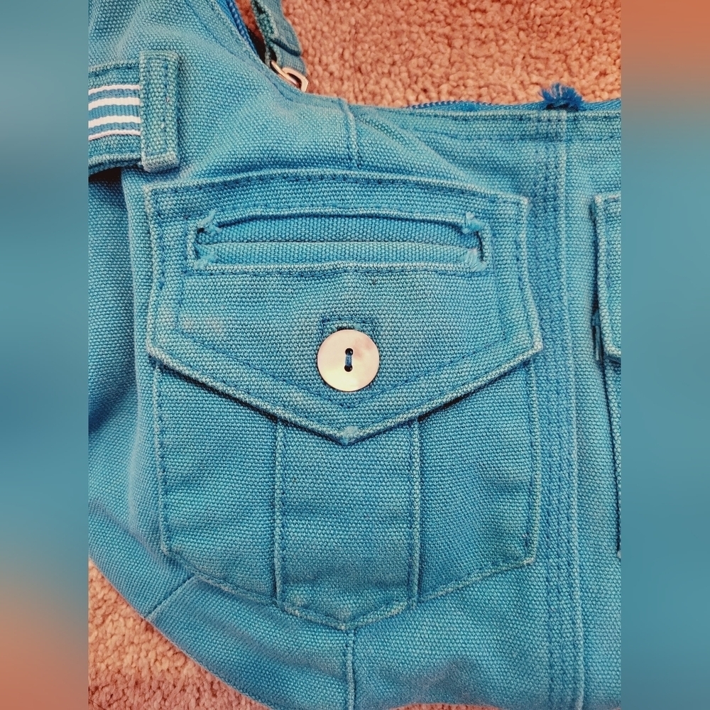 Small Blue Purse - Picture 5 of 9